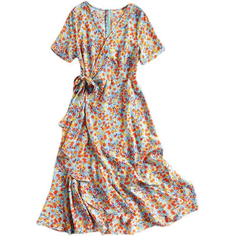 Feminine Looks Slim And Wears A French Floral Dress - Elevra