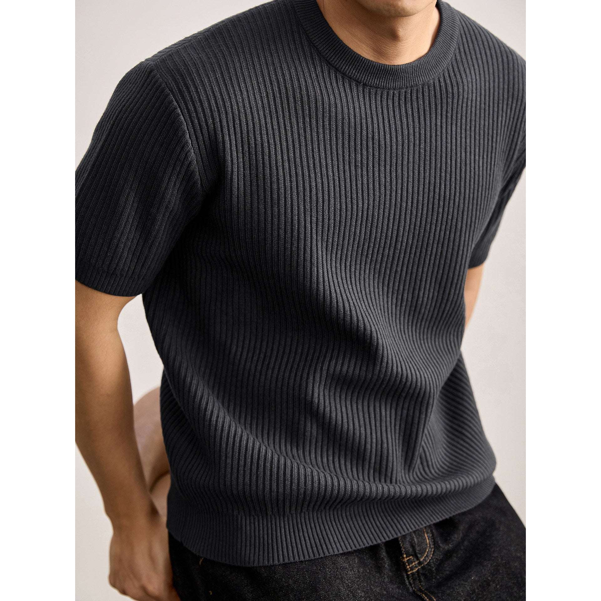 Mens Round - Neck Knitted Short - Sleeve T-Shirt - Elevra